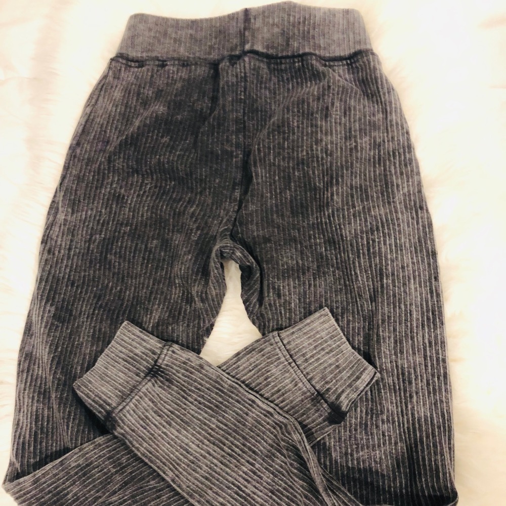 Leggings - Picture 3 of 3